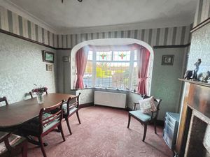 Dining room- click for photo gallery